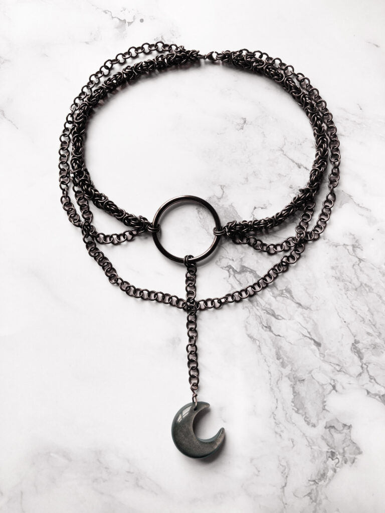 Black Glass Ti Necklace w Moon